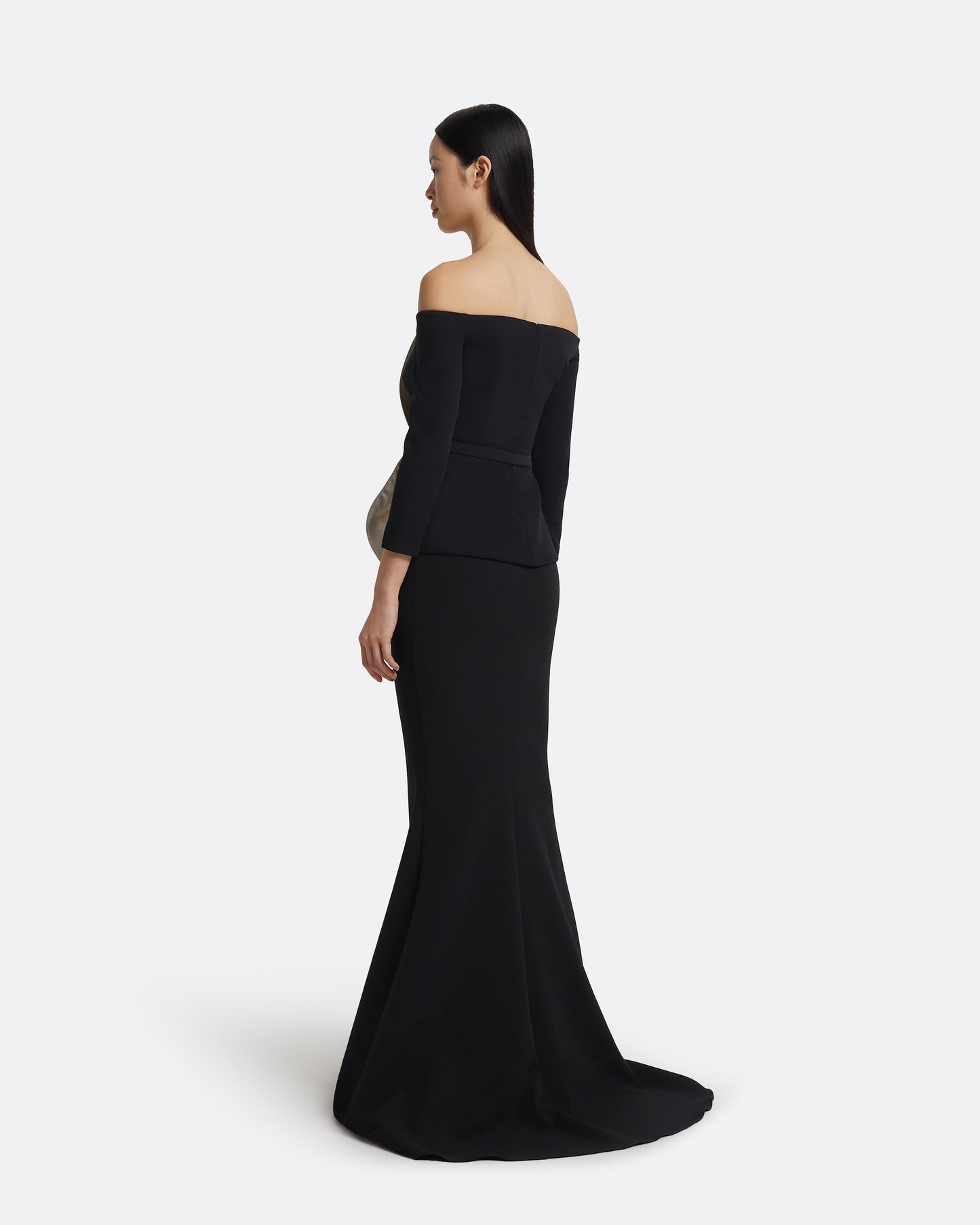 Yuka Top in Ivory On Black