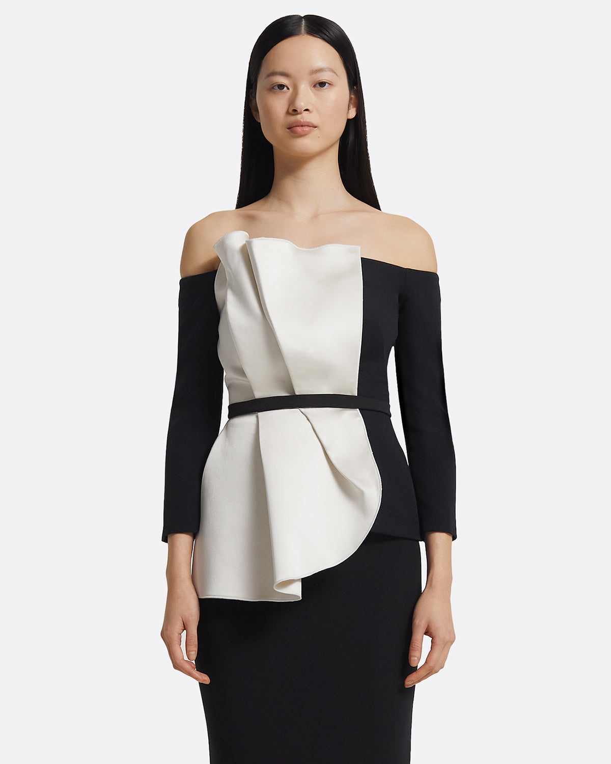 Yuka Top in Ivory On Black