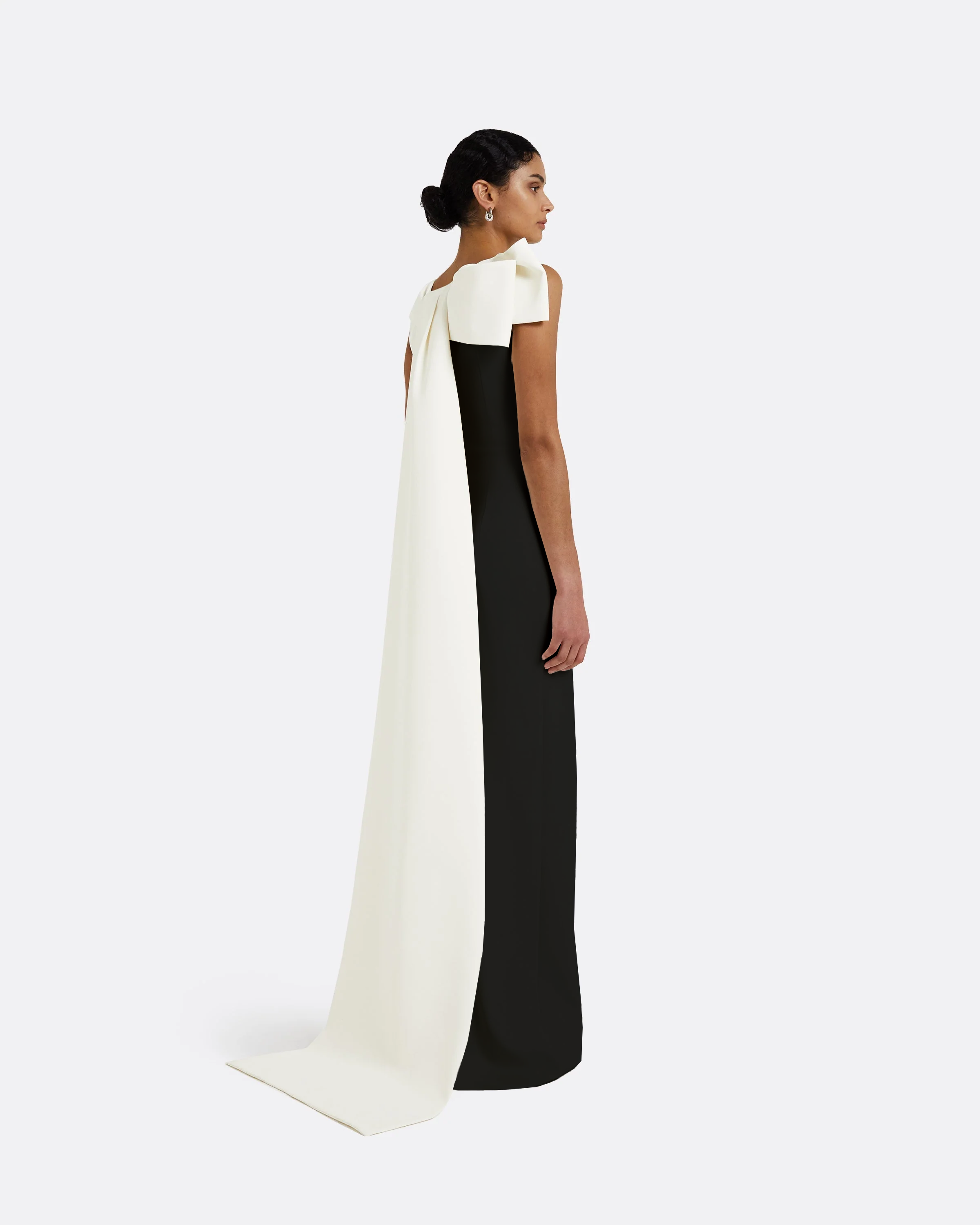 Celestia Black & Ivory Long Dress – Safiyaa London