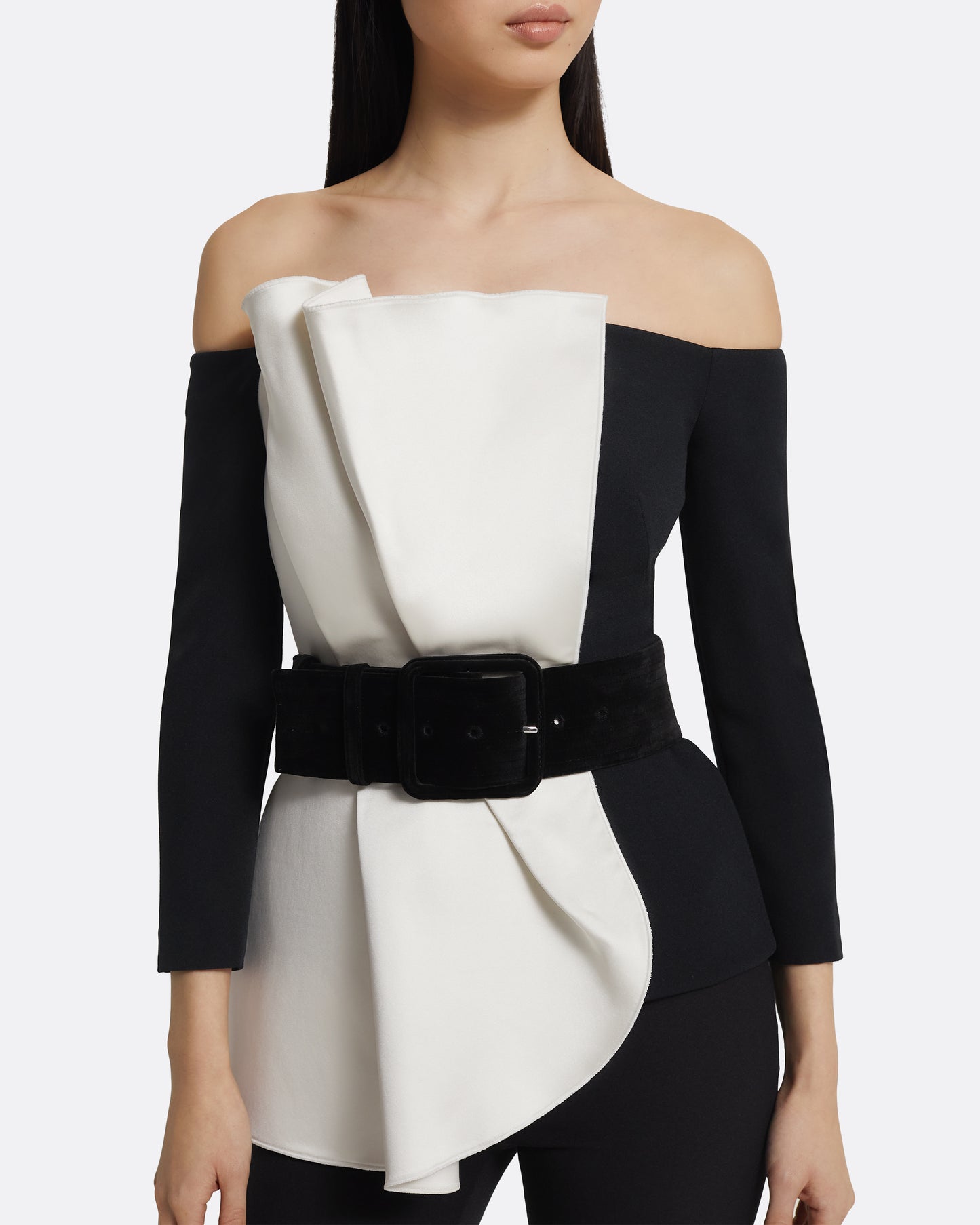 Yuka Top in Ivory On Black