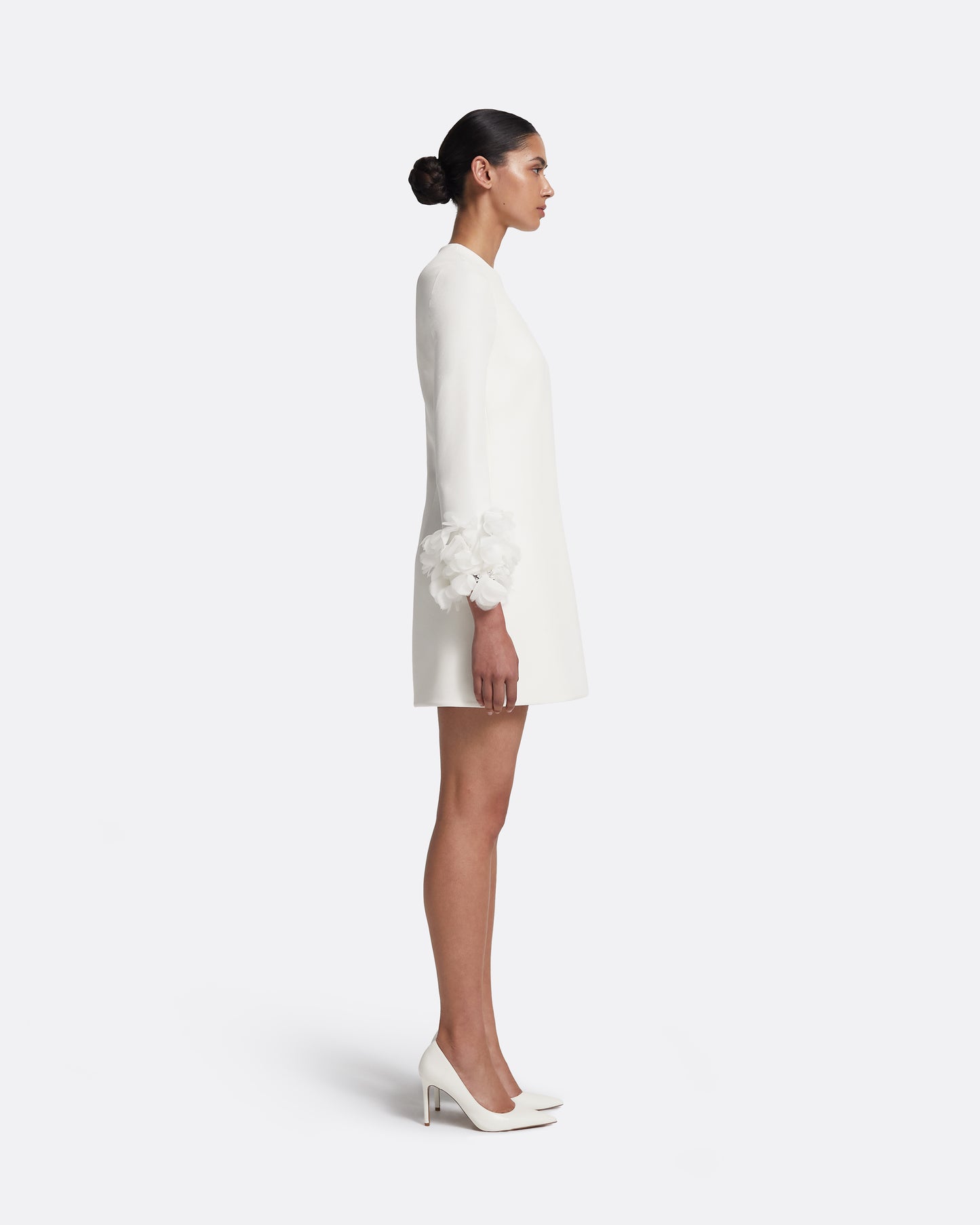 Reffie Short Dress in Ivory with Ivory Appliqué