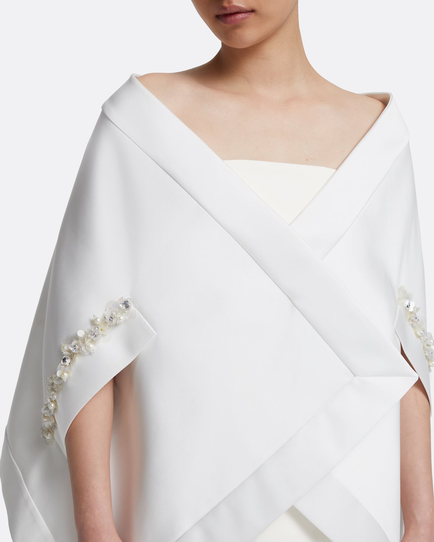 Akari Harness in Porcelain with Crystal Embellishment