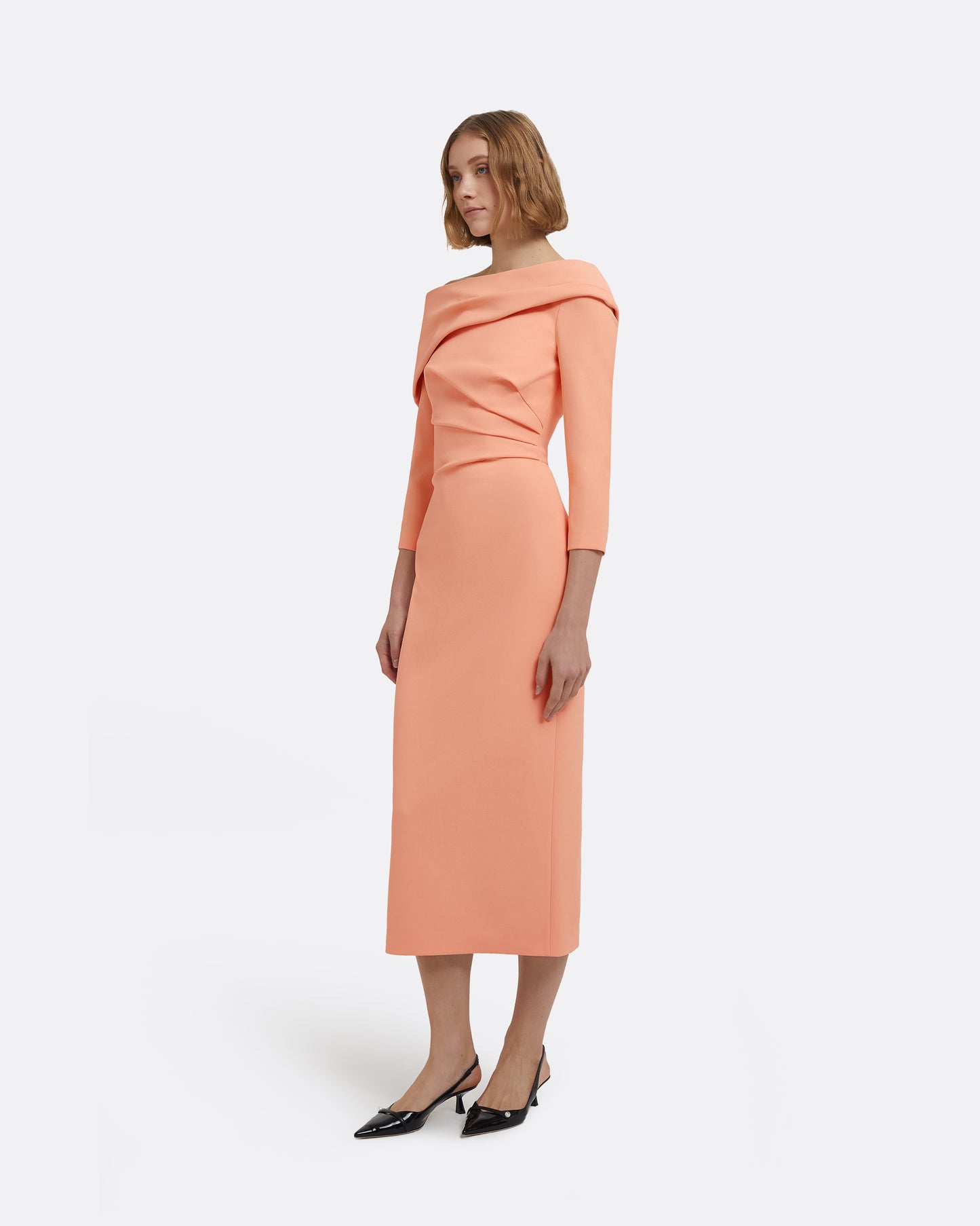Vera Midi Dress in Apricot
