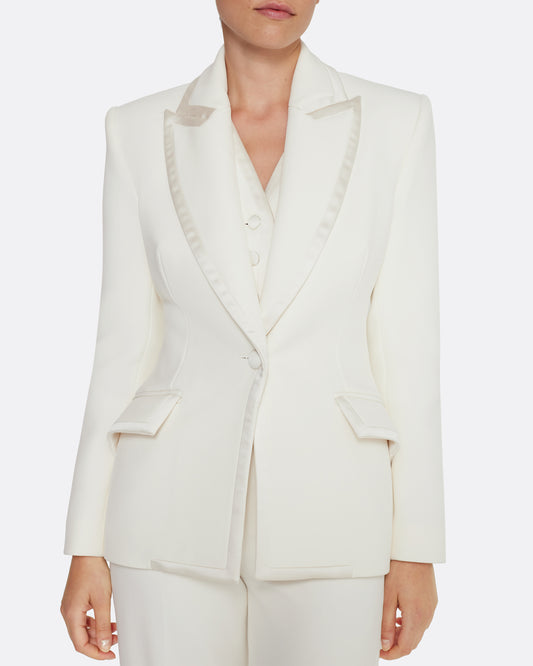 Classic tuxedo style jacket with tailored shoulder in IVORY