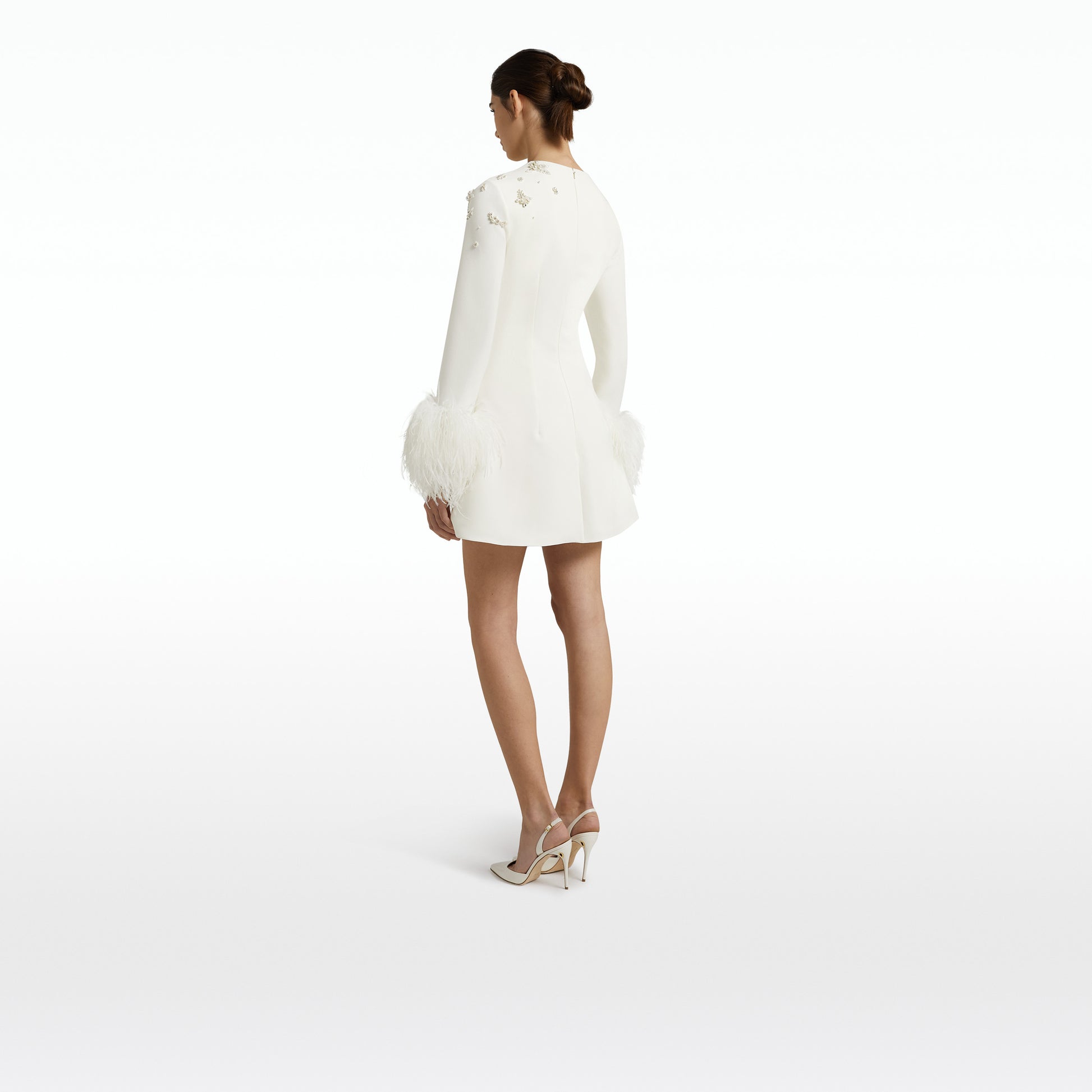 Rena Ivory Feather-trimmed Short Dress – Safiyaa London