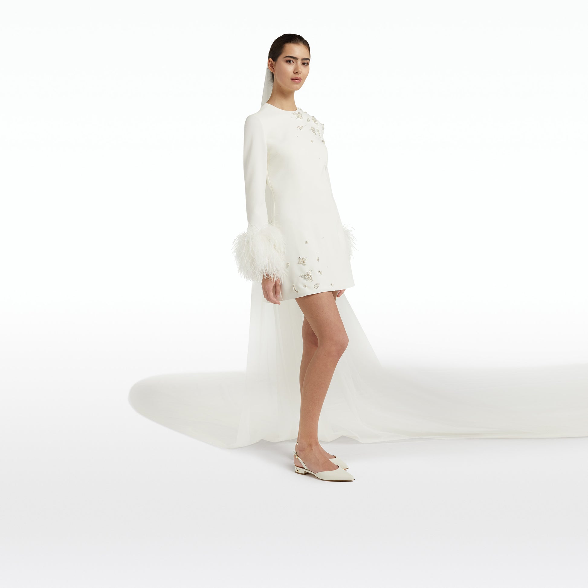 Rena Ivory Feather-trimmed Short Dress – Safiyaa London