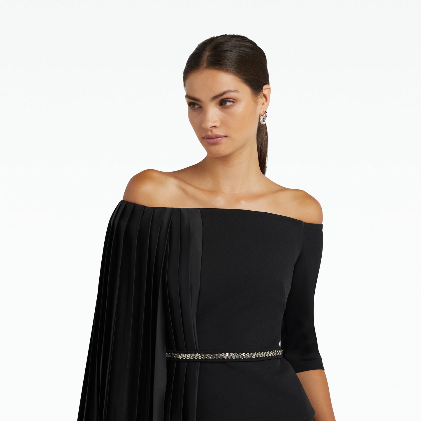 Emer Black Top With Embroidered Belt